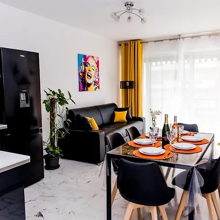 Apartment Nadia *